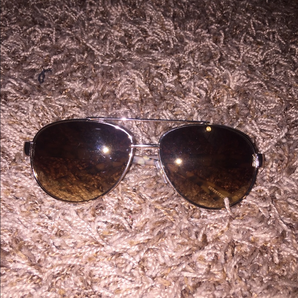Cheetah print sunglasses